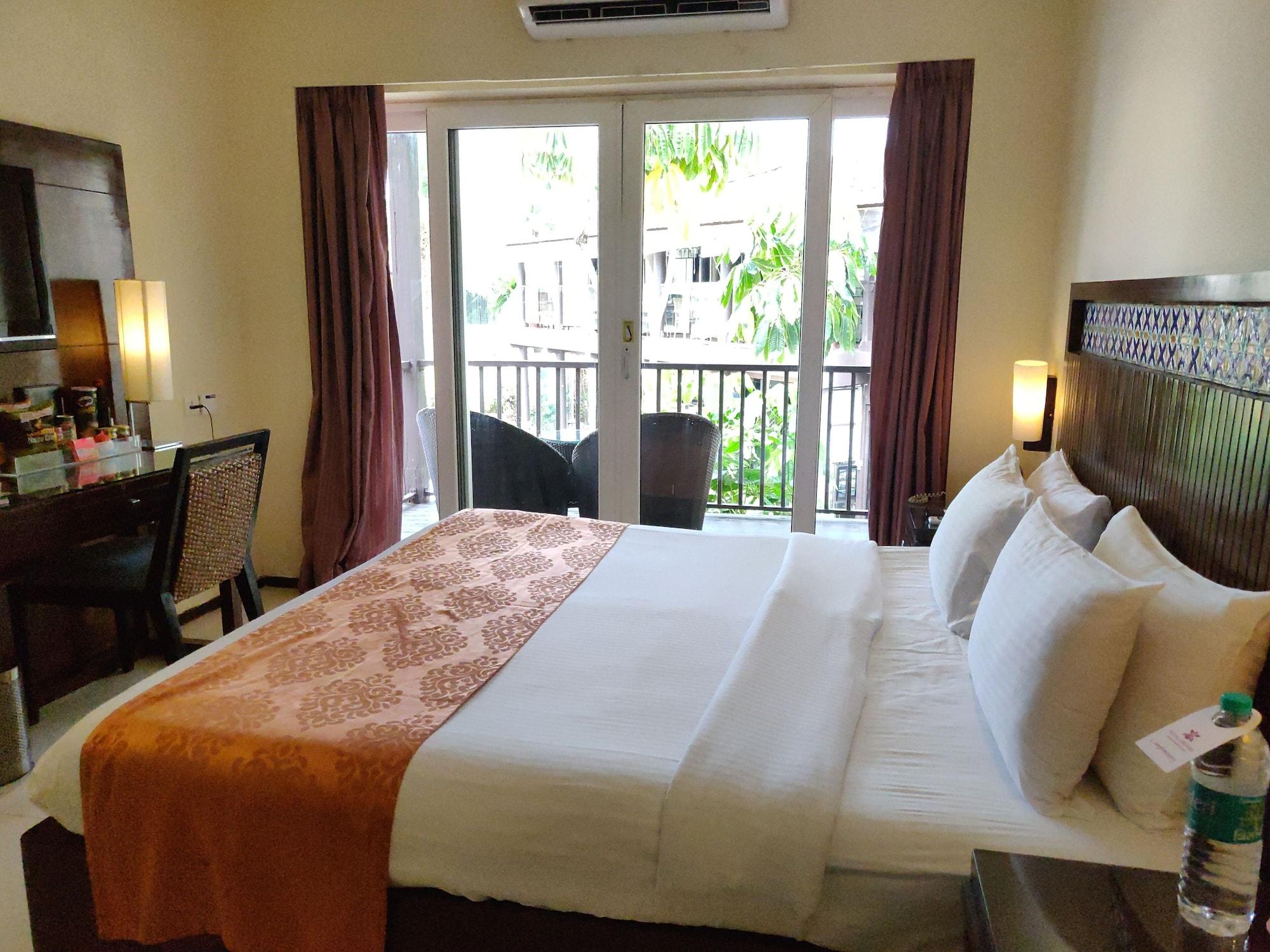 Royal Orchid Beach Resort & Spa, Utorda Beach Goa Dış mekan fotoğraf
