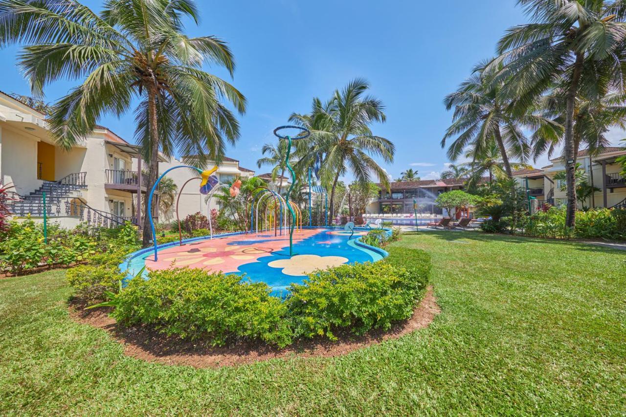 Royal Orchid Beach Resort & Spa, Utorda Beach Goa Dış mekan fotoğraf