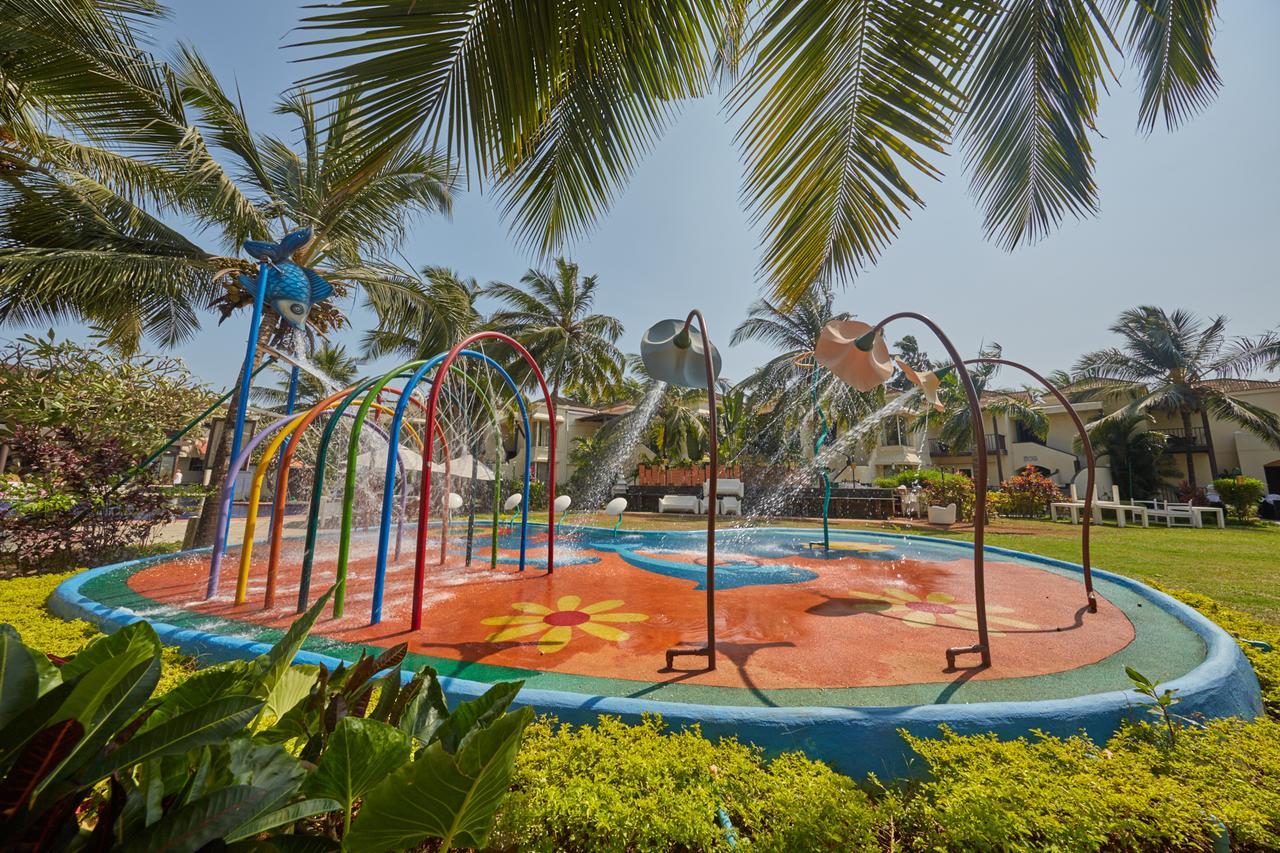 Royal Orchid Beach Resort & Spa, Utorda Beach Goa Dış mekan fotoğraf