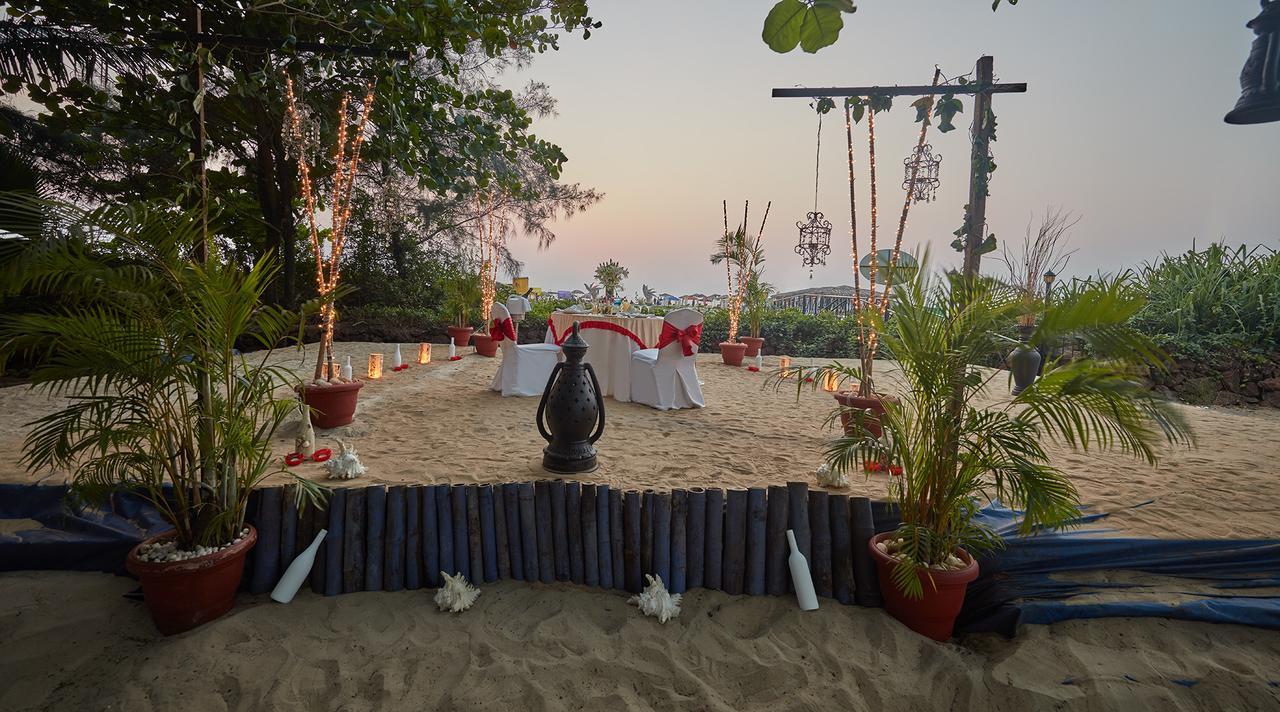 Royal Orchid Beach Resort & Spa, Utorda Beach Goa Dış mekan fotoğraf